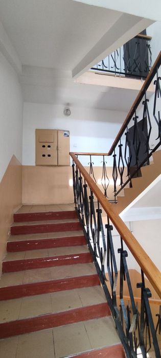 Dom sotiladi. Olmazor tumani. Sag'bon ko'cha. Nurafshon-Sag'bon chorra