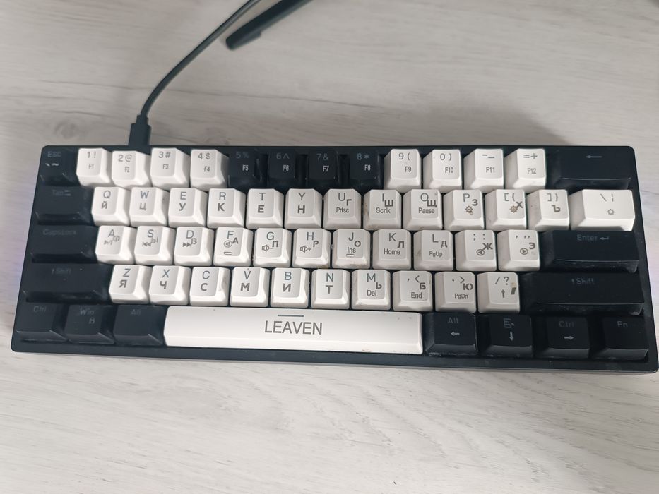 Продам клавиатуру, синие свитчи