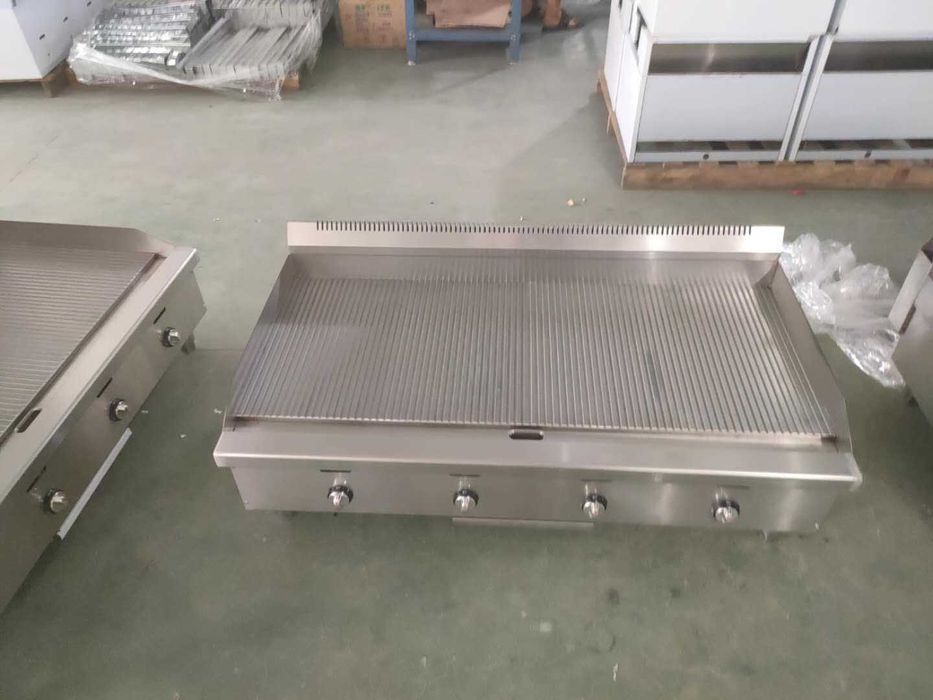 Plita gaz profesionala neted si striata 1.2m 4 zone- Transport Gratis