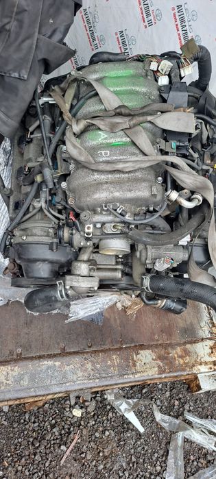 Двигатель 2UZ FE без навесного