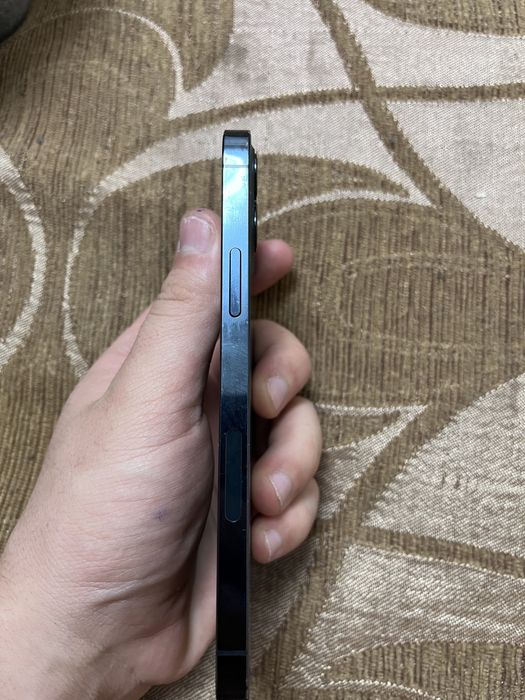 12про зарядка есть без ремонта трещина нет