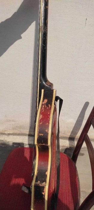 Гитара Орфей болгарского производства