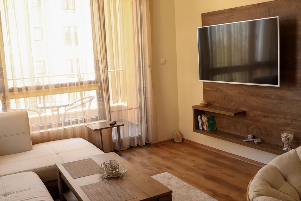 Дава се под наем Двустаен апартамент в Варна, Младост 1 - 80 кв.м за 459 € - Снимка #2