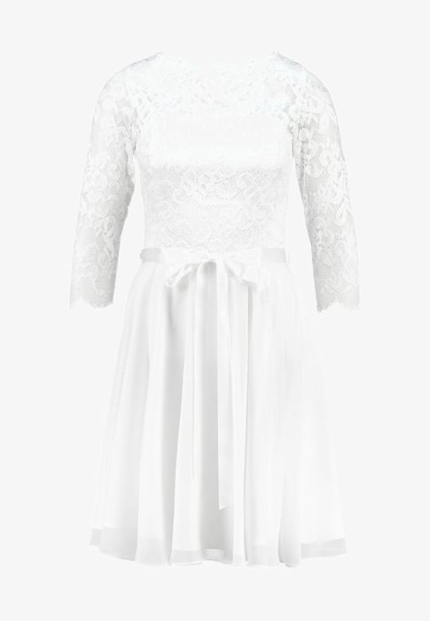 Булченска  сватбена или за кръщене официална бяла рокля SWING