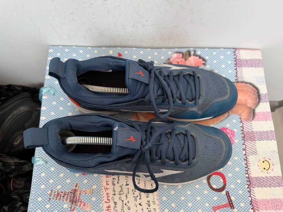Mizuno Wave Luminous 2''оригинални мъжки обувки 42.5 номер