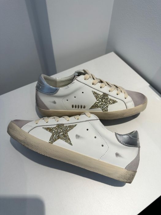 Golden Goose Superstar aurii mărimea 39