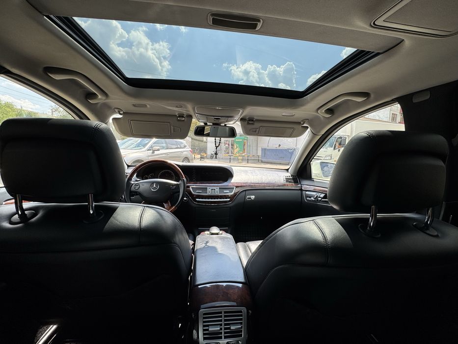 Продам машину mercedes benz s class