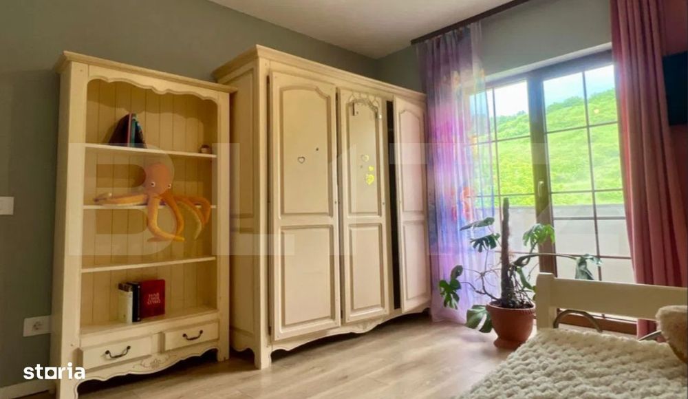 Casa individuala, 5 camere, 209 mp, teren 610 mp, Viisoara