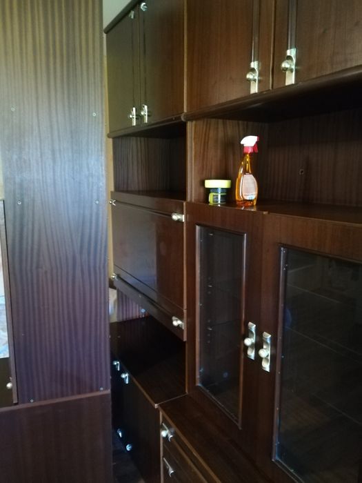 Кафява секция - разглобяема масивно дърво