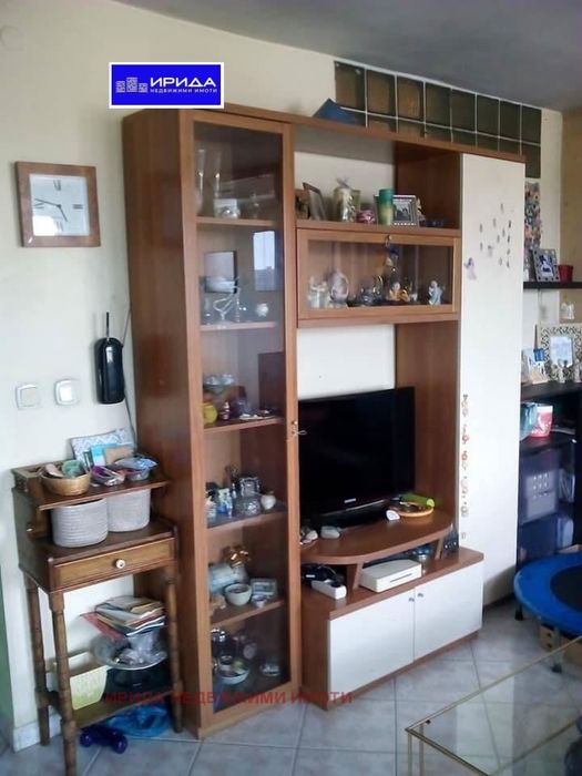 Двустаен апартамент в кв. Оборище