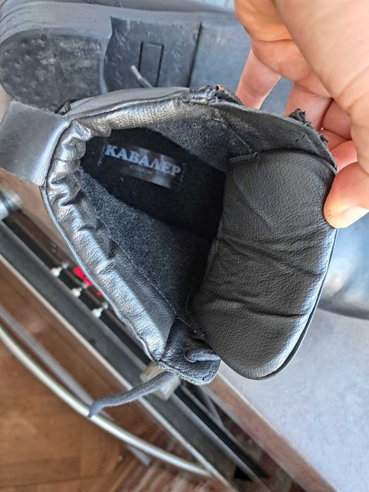 мъжки зимни обувки,боти,черни кубинки,ном43