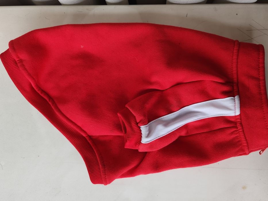 Продам кофту на собаку