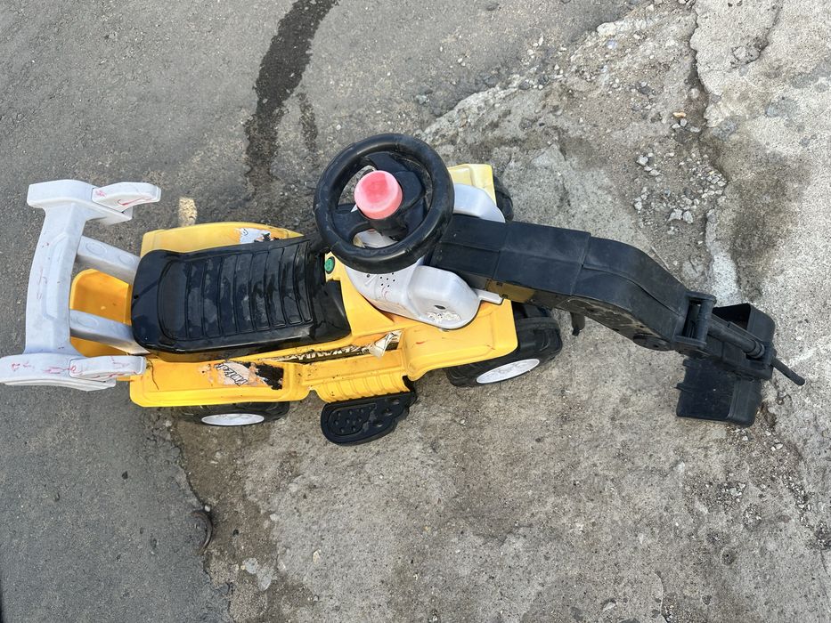 Продам экскаватор