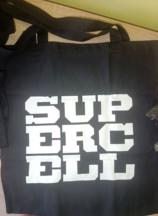 ОРИГИНАЛЕН МЪРЧ КОМПЛЕКТ Supercell - ЛОТ 7 части (чисто нови!)