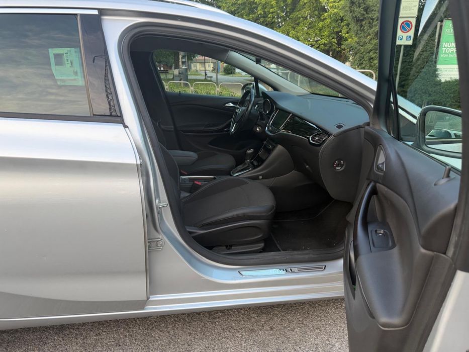 Vand Opel Astra K Automat