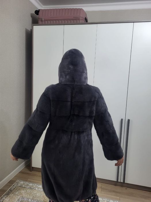Норковая шуба с капюшоном