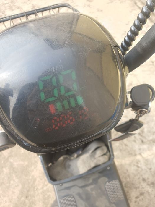 Елактра скутер холатини расимда кориб турибсила