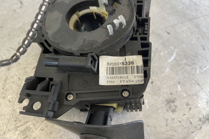 Maneta stergatoare parbriz 8200375336 Dacia Logan prima generatie