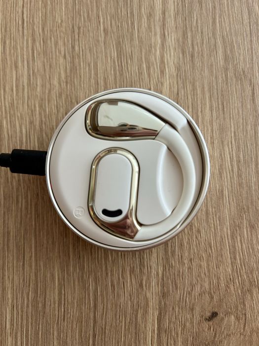 продавам безжични слушалки Surround sound m76