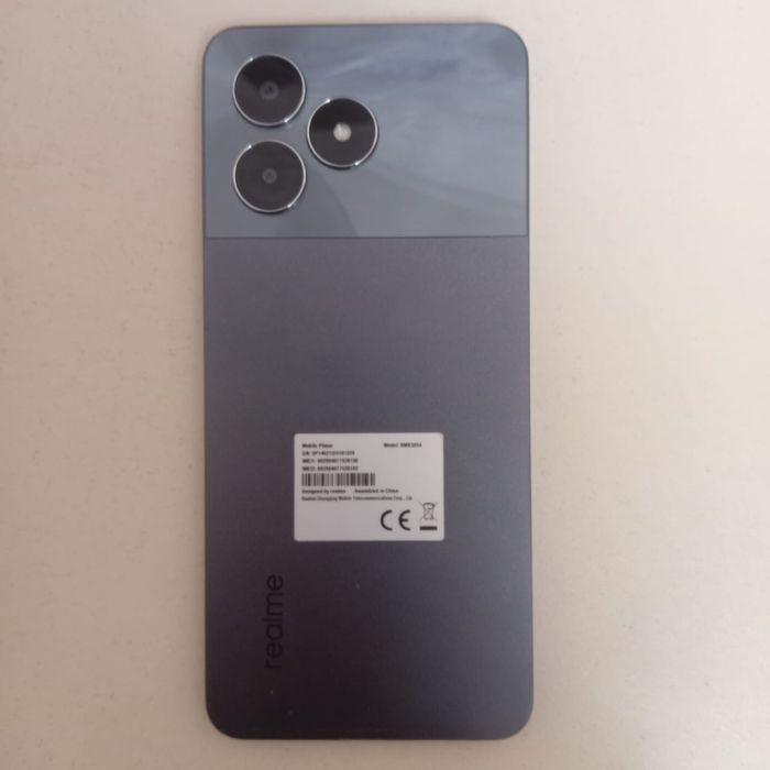 Реалме 50 продам