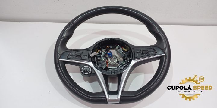 Volan cu comenzi (model cu padele) Alfa Romeo Giulietta 940 [facelift