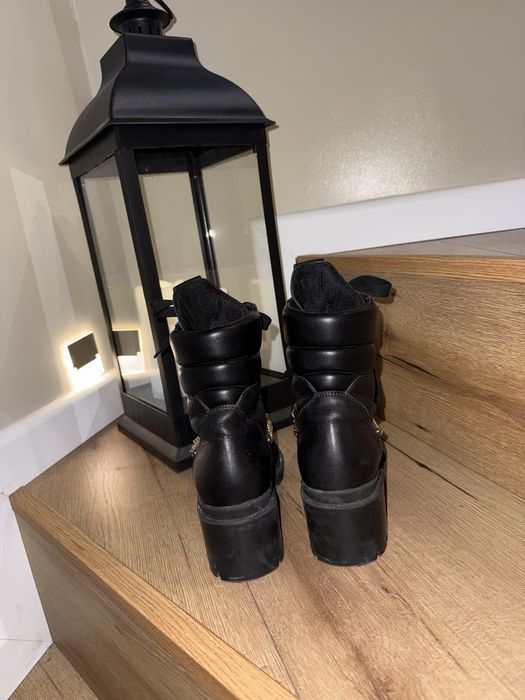 Боти есестмена кожа