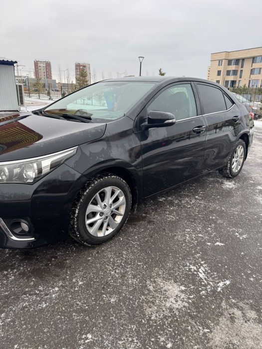 Тойота Корола 2015