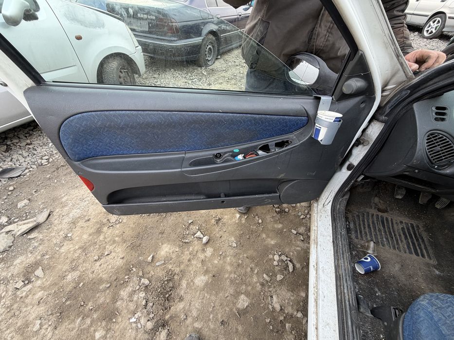 Ланчия Y 1.1 54кс 1998г бензин на части