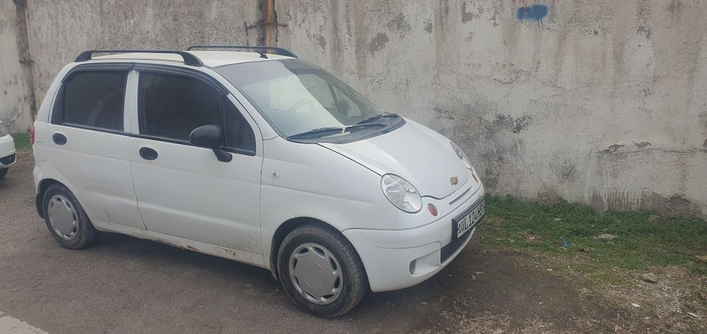 Матиз сручна сотилади