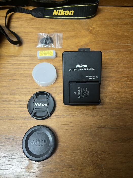 Nikon D5100 18-55mm комплект