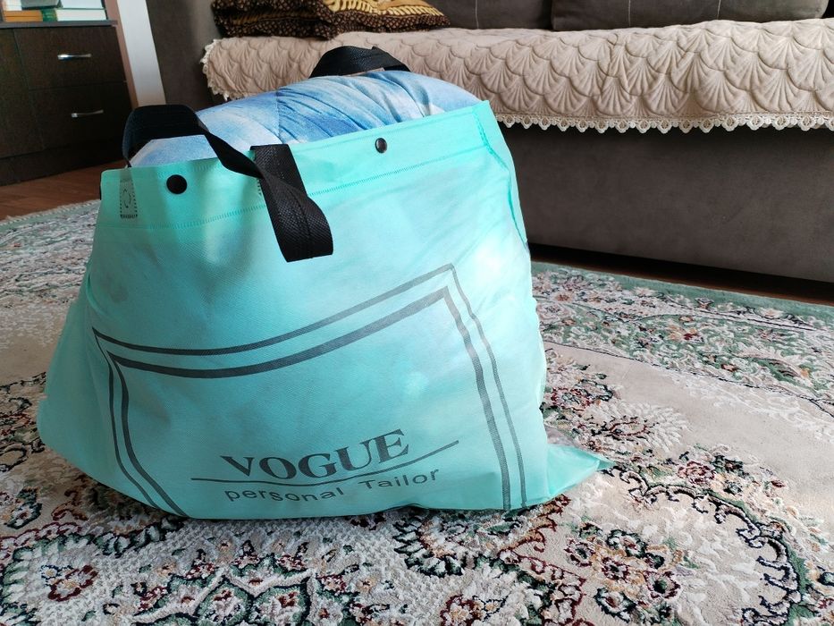 Одеяло новое продам