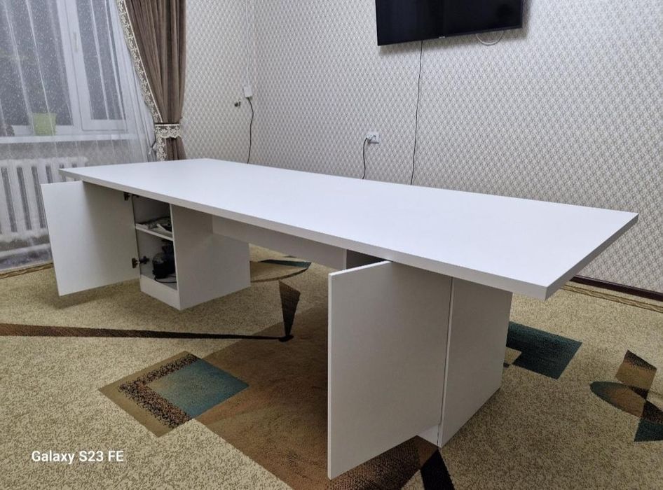 Продам стол в отлично состоянии