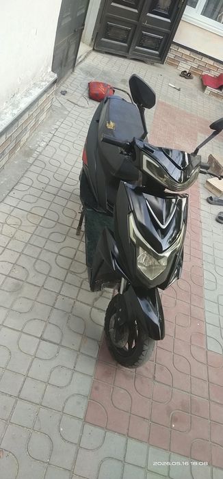Elektro skuter sotiladi