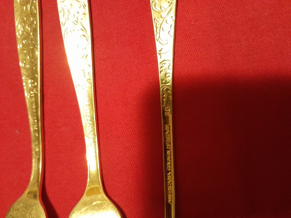 Tacâmuri vintage stare bună