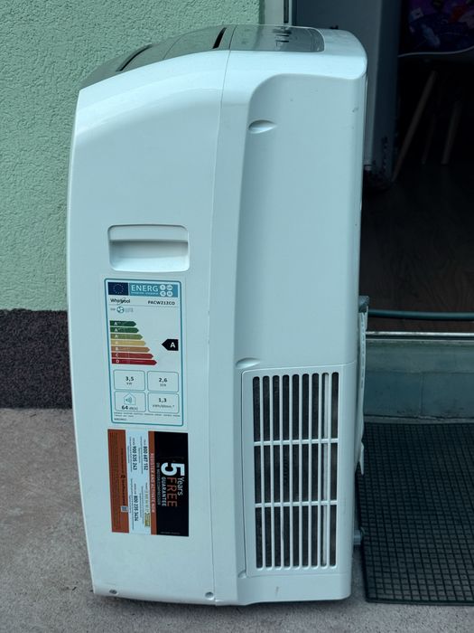Aparat aer conditionat whirlpool  pacw212co