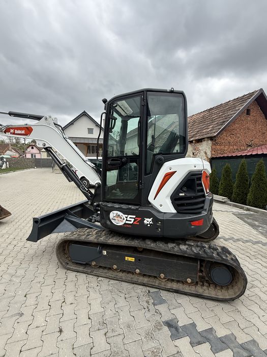 Vand excavator Bobcat E 55z an 2025