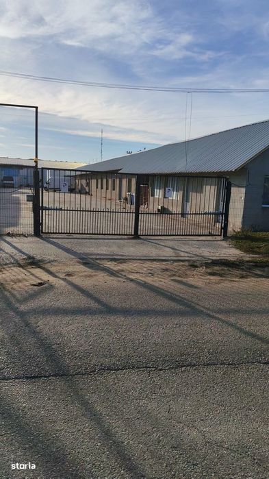 Spatii comerciale de închiriat