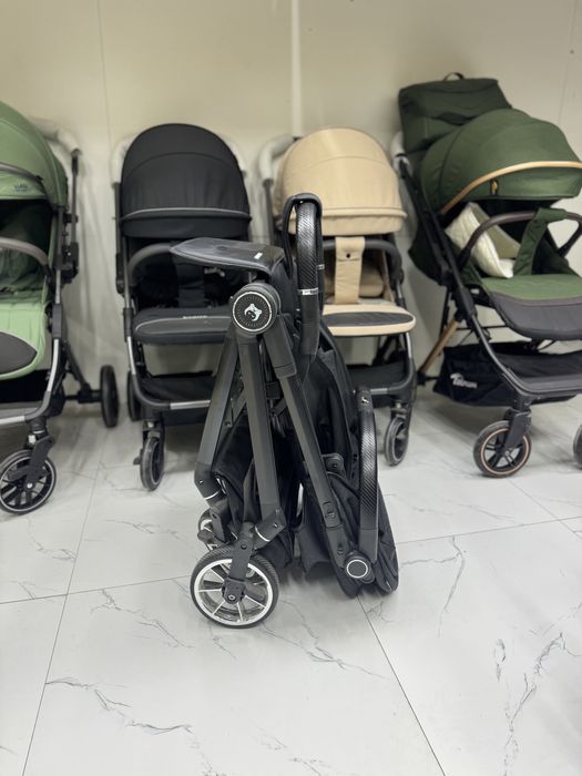 Коляска умные колеса