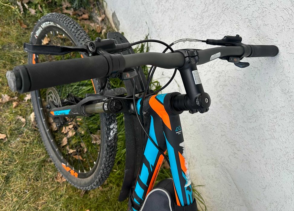 Kолело CROSS с дискови спирачки