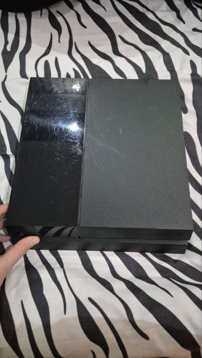 Игровой приставка playstation 4
