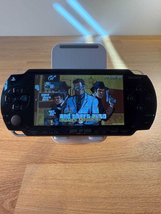 PSP 1000 Piano Black modată — prima generatie, verificata si testata