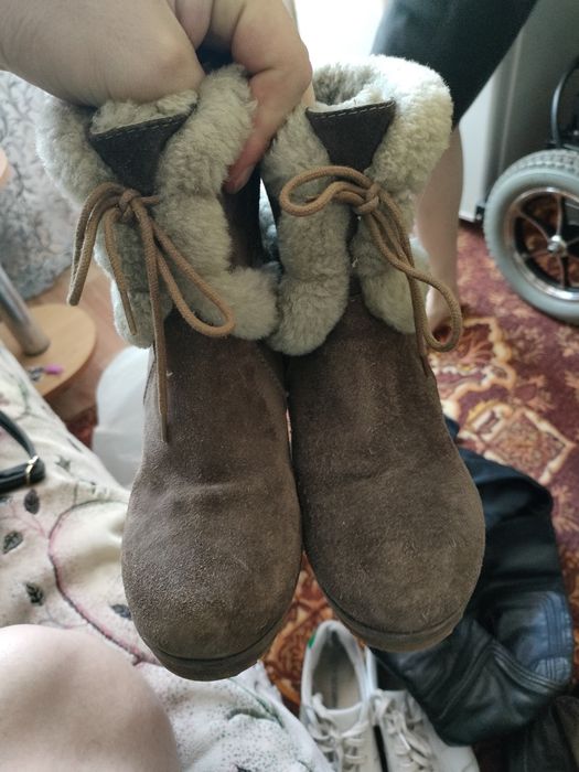 Отдам за шоколадку