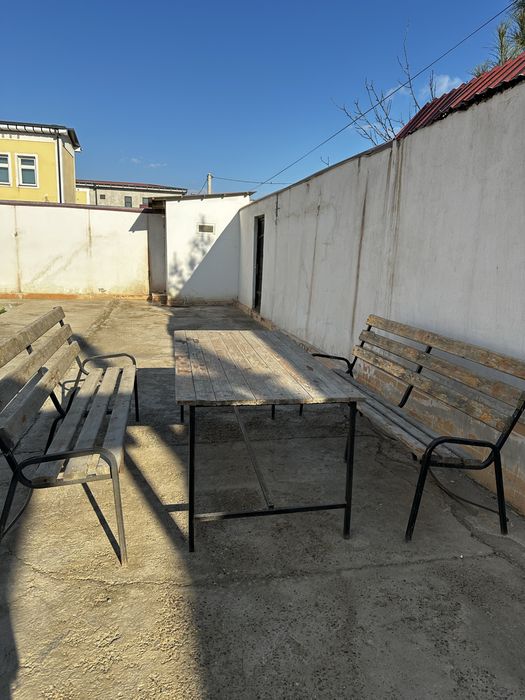 Скамейка столи билан сотилади