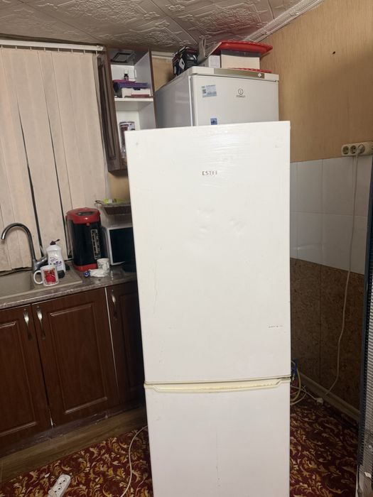 Продам холодильник