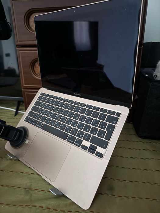 Макбук айр М 1 обмен