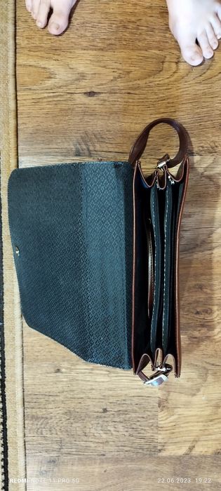 Дамска чанта от естествена кожа