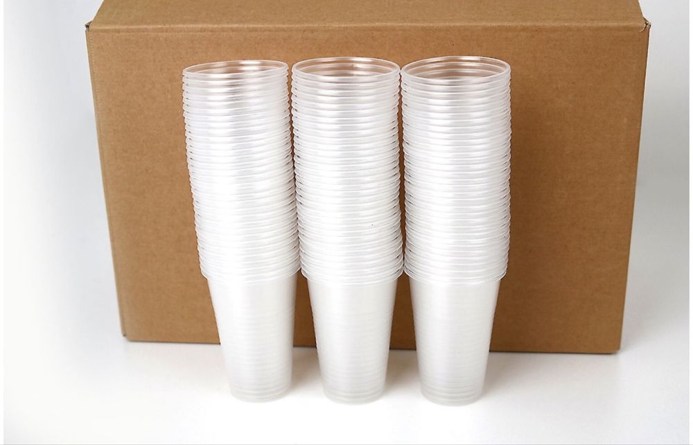 Одноразовые стаканчики для воды