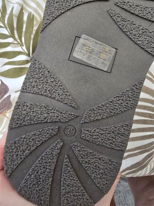 Ghete piele întoarsă