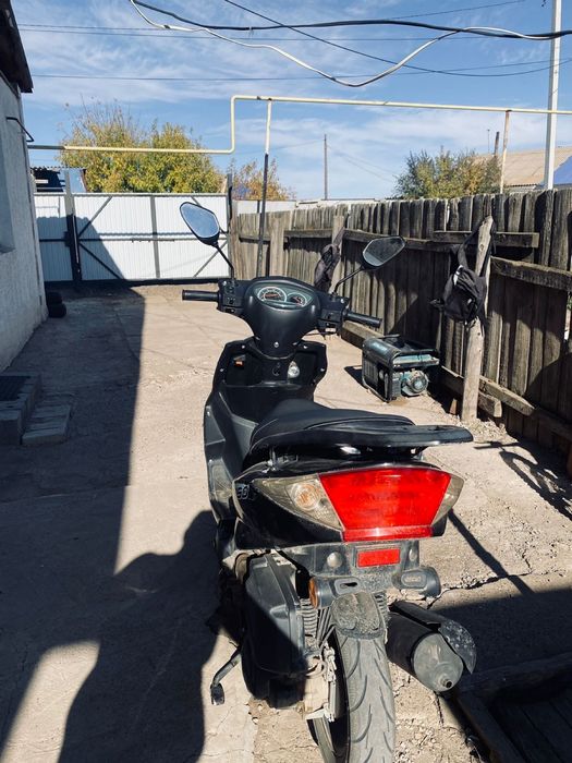 Продается мопед,скутер марки м8