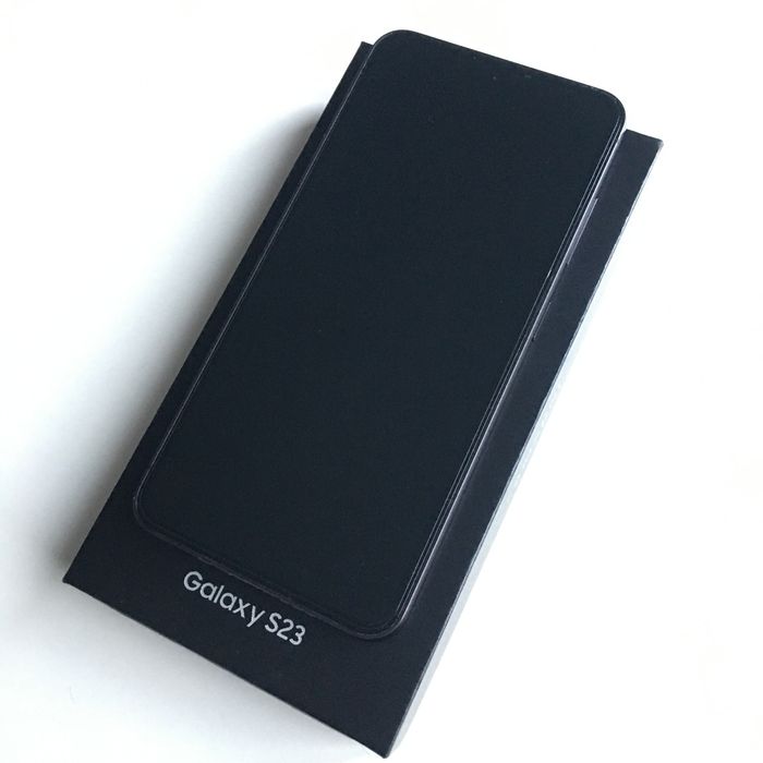 Смартфон Samsung Galaxy S23 256GB